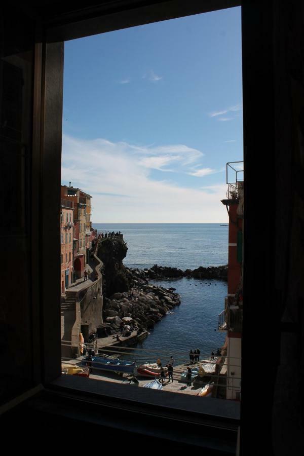Nel Cuore Del Porticciolo Riomaggiore Buitenkant foto